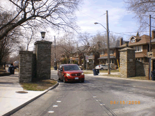 Baby Point Gates at Jane St